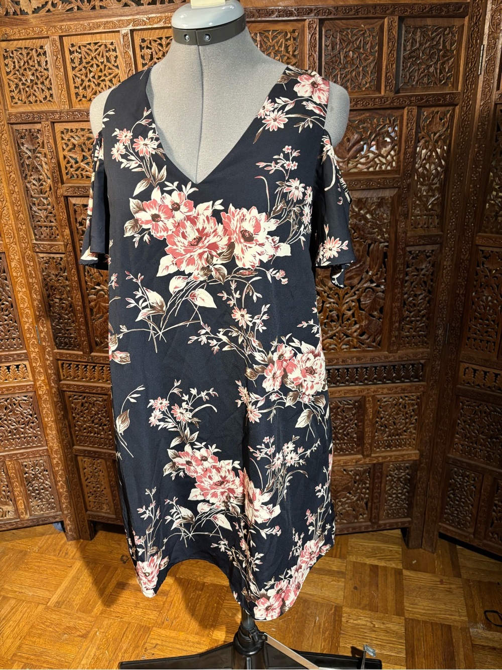 Sugarlips Black Cold-Shoulder Midi Dress with Blush Floral Print